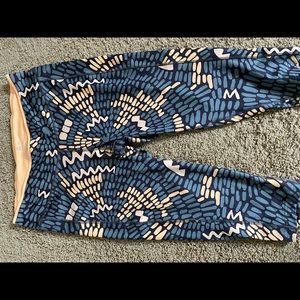 Reebok cropped workout pants